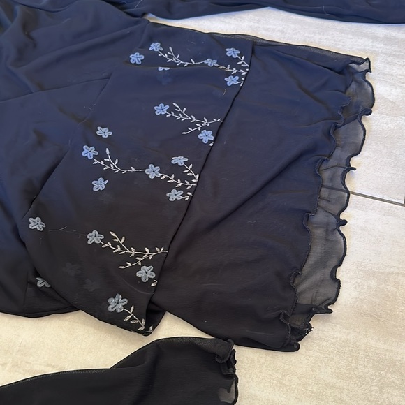 Black Y2K long sleeve shirt - Picture 2 of 3